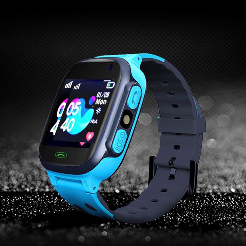 Q-60 | Kids SmartWatch with camera and GPS_2